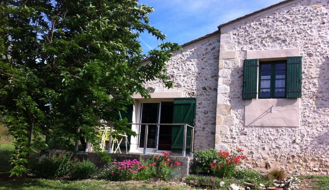 Wine house purple Périgord