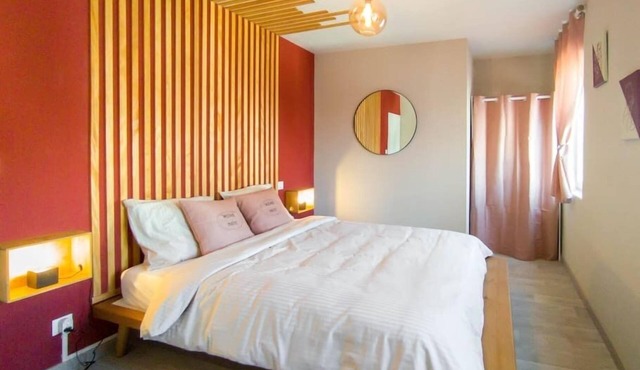 Wine Not, lovely apartment in the city, near St Emilion