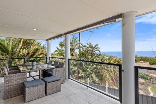 Wine Region Coastal Retreat on The Esplanade