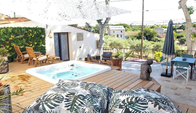 Wine Spa Occitanie - Suite 80m2 Jacuzzi Privatif