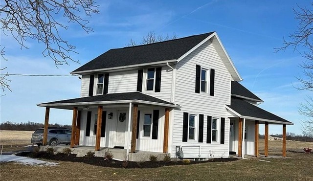 Wine Trail and Sunset Vibes in this Welcoming 3-bedroom home in Cayuga!