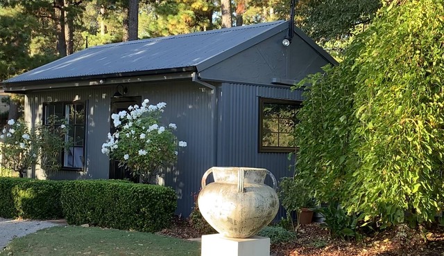 Winemaker's Hut - the idyllic weekend break away