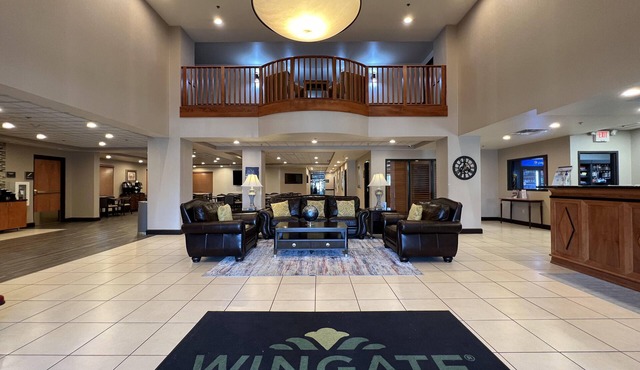 Wingate by Wyndham Coon Rapids