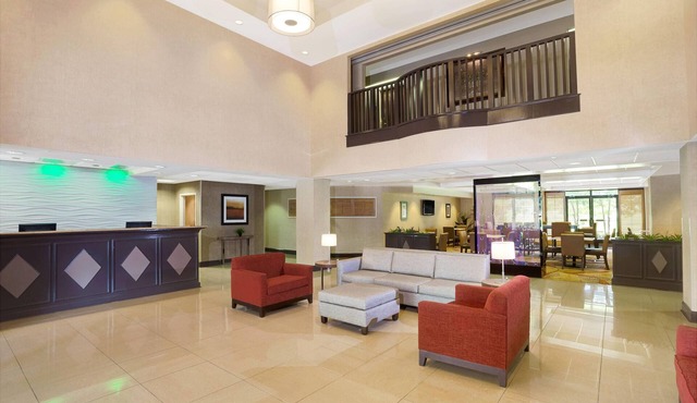 Wingate by Wyndham Raleigh Durham Airport RTP
