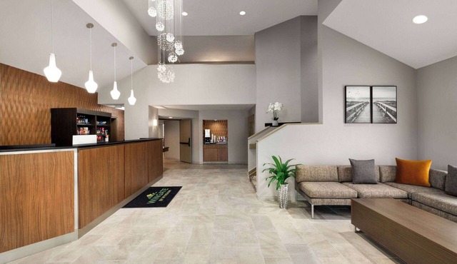 Wingate by Wyndham Salisbury