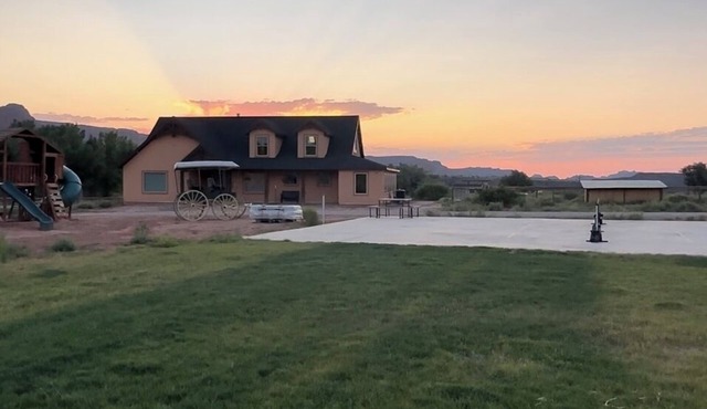 Wingate House at Sand Creek Homestead