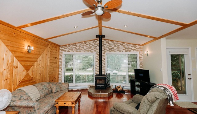 Winnipeg Beach All Season Cabin