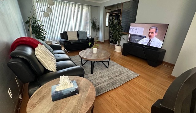 Winnipeg spotless Cozy 3 bedrooms home