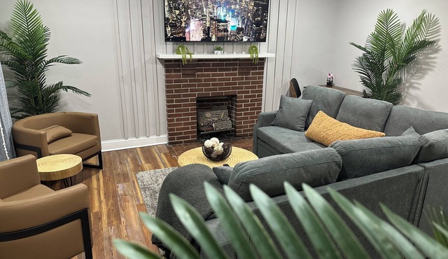Winston Salem 3Bd 2Ba GAME ROOM mins to Downtown