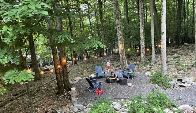 Winter and Holidays at the Hideout! Skiing, Hot Tub and Fireplace…