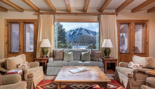 Winter Availability! Captivating Historic Cottage! Majestic Views! Near Village