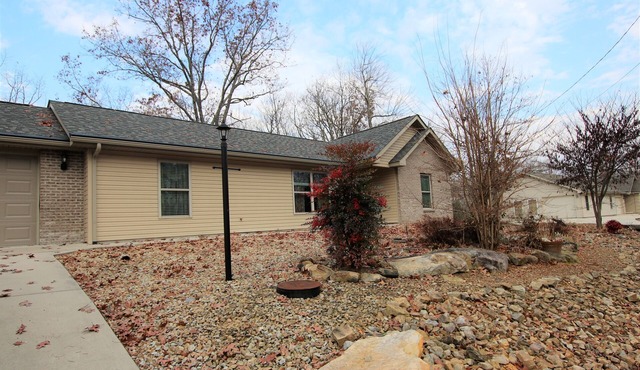 Winter escape in #1 Retirement Community in TN.