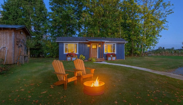 Winter Farm Escape | Hot Tub + Cozy Nights