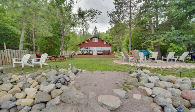 Winter Lake Escape w/Access to Ice Fishing!