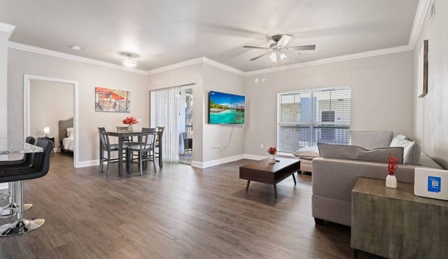 Winter Modern Stay: Family & Corporate Friendly