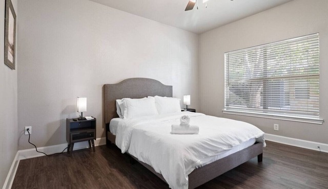 Winter Modern Stay: Family & Corporate Friendly