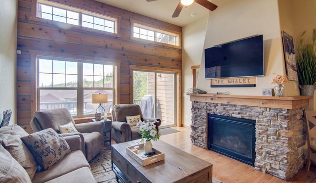 Winter Park Chalet w/Hot Tub + Free Shuttle!