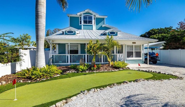 Winter Promo-Pool, Beach, Golf Cart, Putting Green