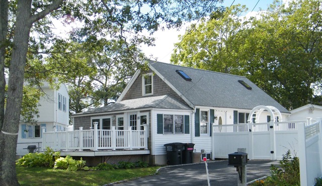 Winter Rental All Utilities Included, Fenced in Yard