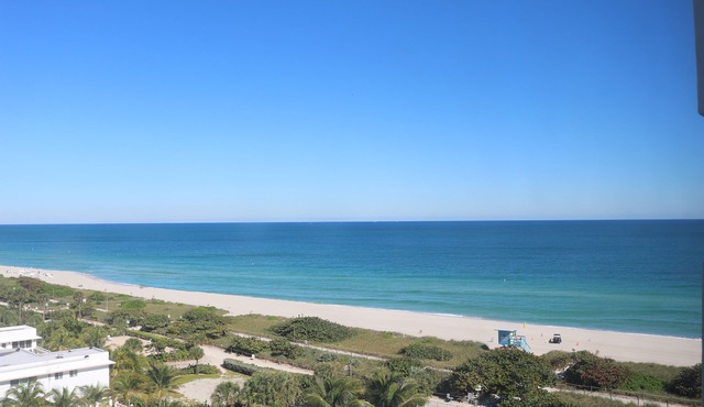 Winter Rental On The Beach In Surfside