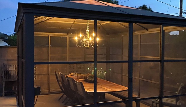 WINTER SPECIAL~ Local Tastings of Lodi~Steam Shower~Tesla Charger