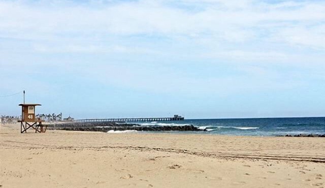 Winter Special! Steps to Sand. Parking/Bikes! Message for Free Night Deal!
