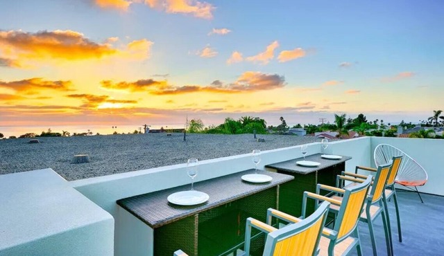 Winter Specials/Rooftop Deck/Ocean Views
