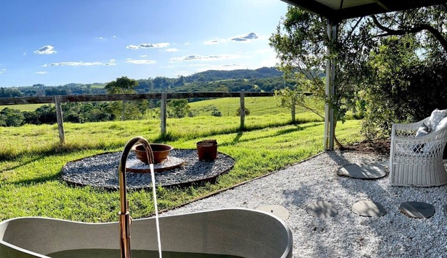 Winter Warmer Deals! Luxury Hinterland Hideaway