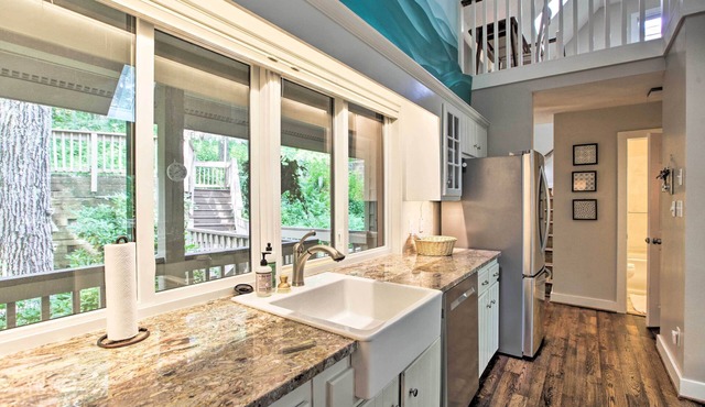 Wintergreen Resort Home w/2 Decks + Ski Access!