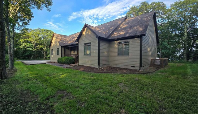Wintergreen Mountain Top Escape: Steps to Golf, Hiking & High-Country Views