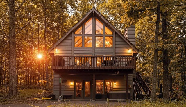 Wintergreen Ski Resort: Waterfall Hikes, Bike, Fish, Spa, Pool, Wineries and Bre