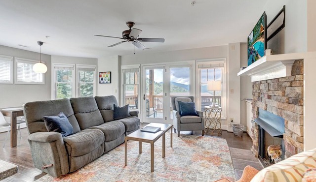 Wintergreens R1711-Mtn Condo/View, Gated Resort, Indoor/Outdoor Pools & Hot Tub