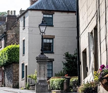 Wirksworth Townhouse - full of character