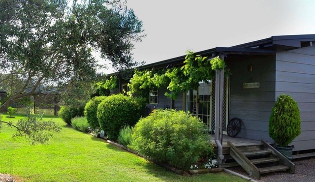 Wirral Grange Vineyard & Cottage