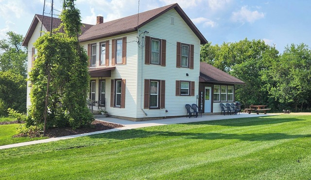 Wisconsin Farmhouse Stay: UTV, Boat, Snowmobile!