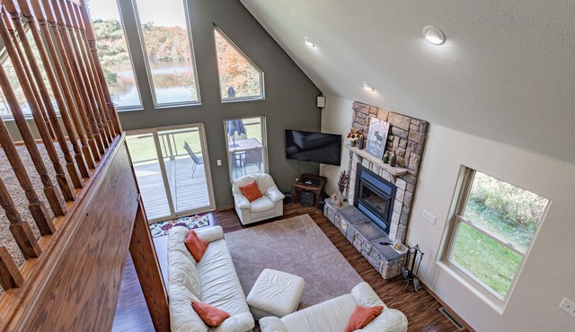 Wisconsin River Retreat, on snowmobile trail, 35 min to Granite Peak, King bed.