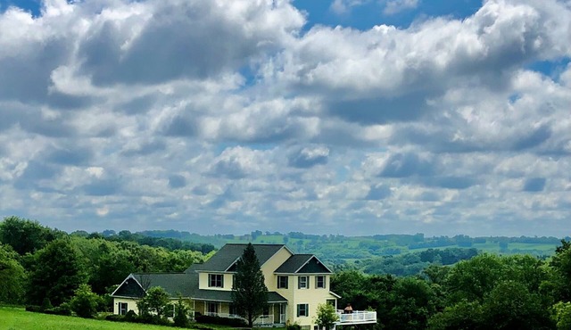 Wisconsin's Driftless Region Retreat