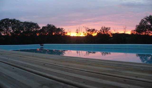 Wisdom Gites - Meadow View holiday cottage with pool, garden and free WiFi,