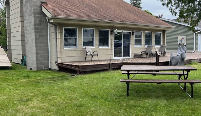 Wiseman Cottage on Hubbard Lake