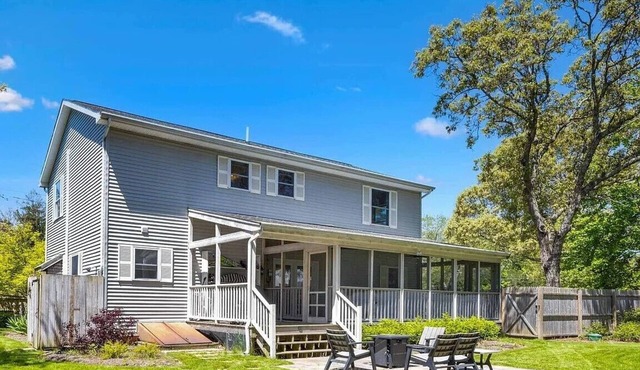 Wishing Well Oak Bluffs: 4-bedroom house with WiFi, AC - Close to Beach and Town