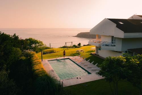 Wishome - Villa sobre el mar en Comillas con piscina privada