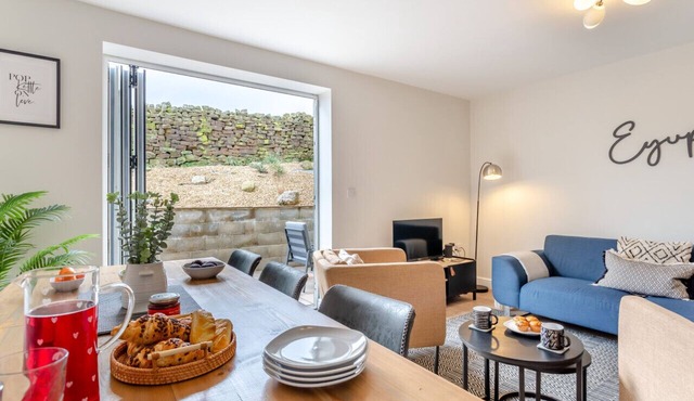 Wising Gill House - Three Bedroom House, Sleeps 6