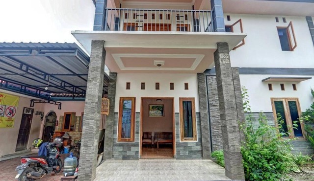Wisma CK Kebumen by Cozzy