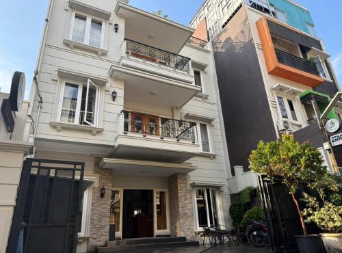 Wisma Pelangi 5
