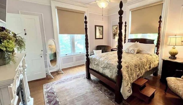 Wisteria Suite -The Belvedere Inn