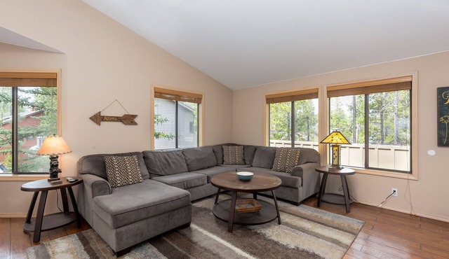 Witc04 - Dog Friendly, Hot Tub, Great Views