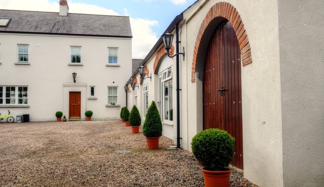 With options for hot tub, barbecue/pizza barn and fire brazier.