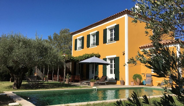 with private pool and large garden planted with century-old olive trees
