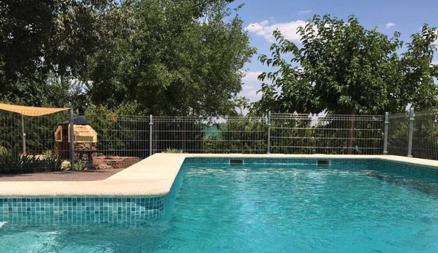 With swimming pool, barbecue. Among the P.N. Las Lagunas de Ruidera, Tablas de Daimiel.
