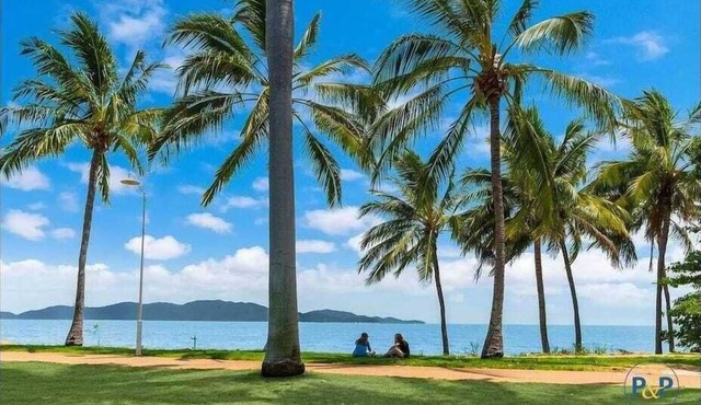 Within reach of the beach!